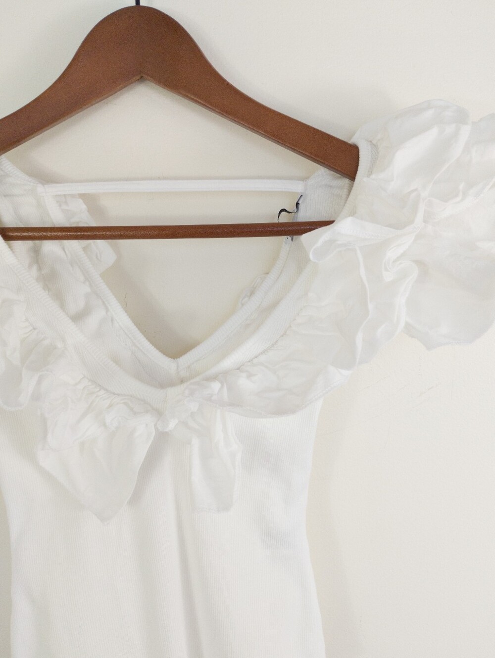 Zara Ruffled Bodysuit Size Medium - Picture 3 of 8